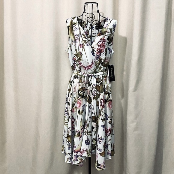 DN Design Floral Handkerchief Hem Dress - Picture 3 of 10